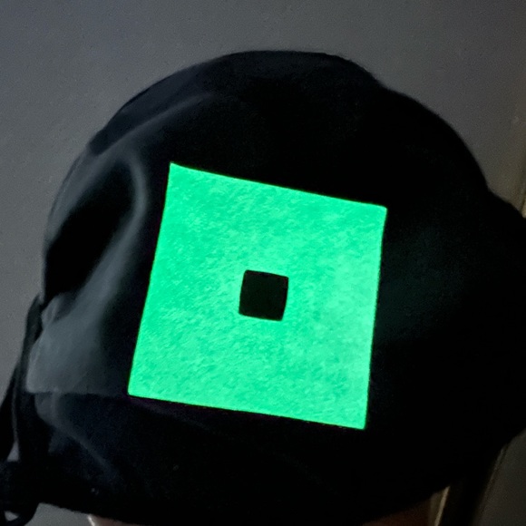 Roblox  Beanie and matching mask - Picture 9 of 16